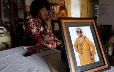 102-vjeçarja dëbohet nga shtëpia, Arnold Schwarzenegger bëhet shpëtimtari i saj