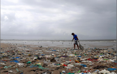 India do të ndalojë 6 produktet plastike njëpërdorimshe