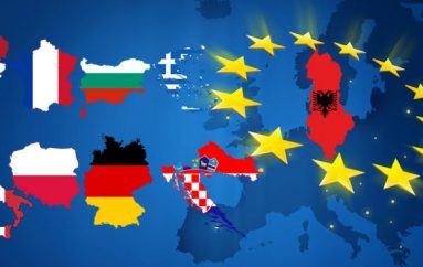 107 vjetori i pavarësisë, BE mesazh për Shqipërinë: Jemi pranë popullit shqiptar