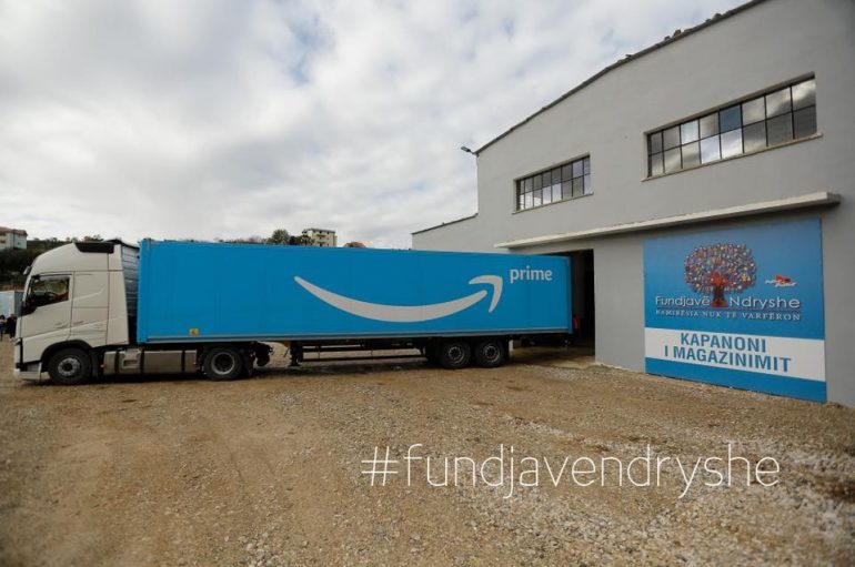 Kompania Amazon ofron ndihma për të prekurit nga tërmeti