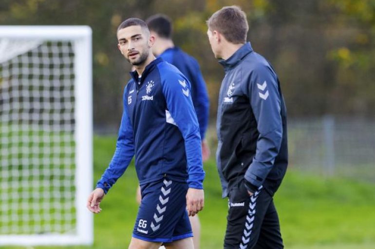 Futbollisti dhuron 10 mijë paund për familjet e prekura nga tërmeti