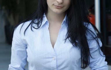 Aktivistja Refxhei Tola, drejt realizimit të ëndrrës për t’u bërë prokurore e ndershme: Shqipërisë i mungon drejtësia