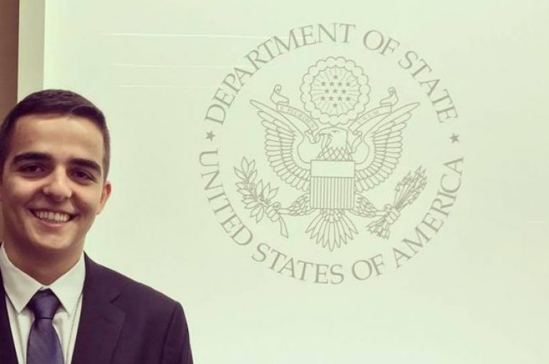 Deni Hoxha, themeluesi i rrjetit studentor shqiptar në Harvard