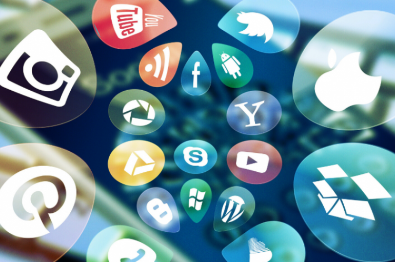 Si të përdorim rrjetet sociale pa pagesë për të tërhequr sa më shumë lexues?