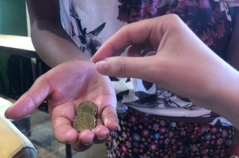 E braktisur nga të gjithë