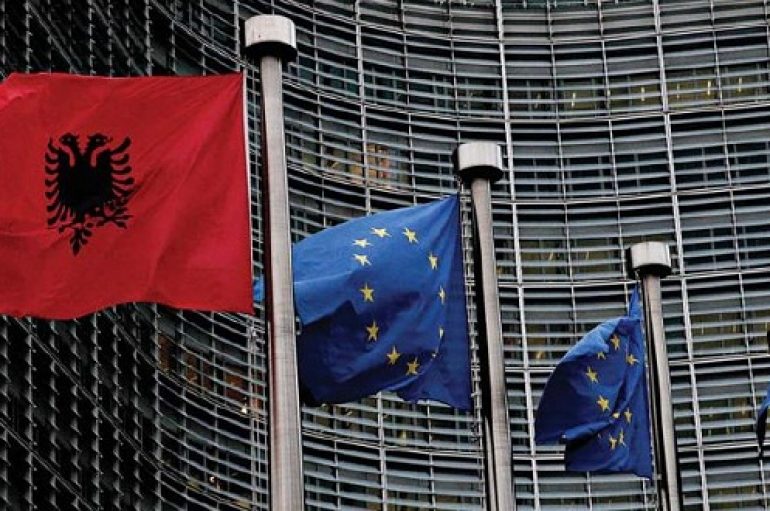 INTEGRIMI NË BASHKIMIN EVROPIAN/ Shqipëria ka bërë progres, kushtet e reja brenda pesë prioriteteve kyçe