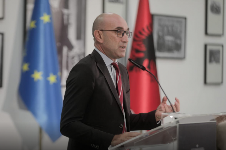 Dedja: Reformat janë për qytetarët. Monitorimi më i rreptë për kushtet e BE