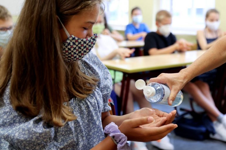 Shkolla në kohërat e Covid-19, a do mbyllen nëse shtohen rastet? (Të dhënat aktuale)