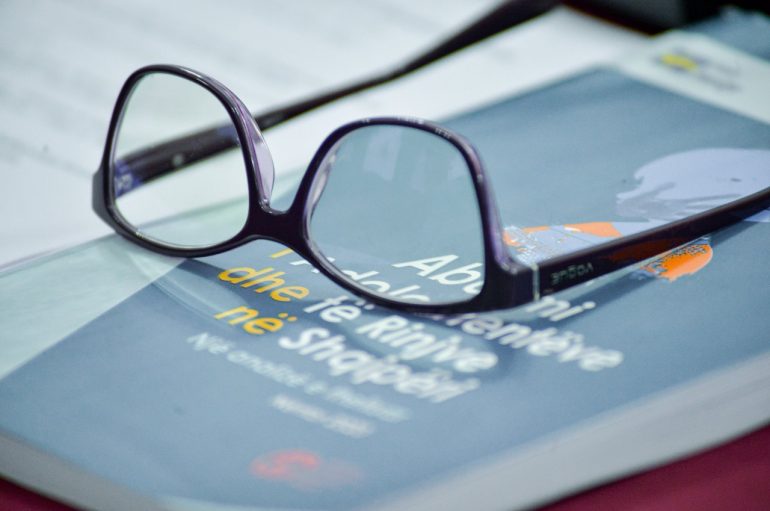 Papunësia e prindërve, shkak për dhunën ndaj fëmijëve!