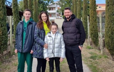 Shpëtuan nga lufta, nëna me dy fëmijë strehohen në Shqipëri