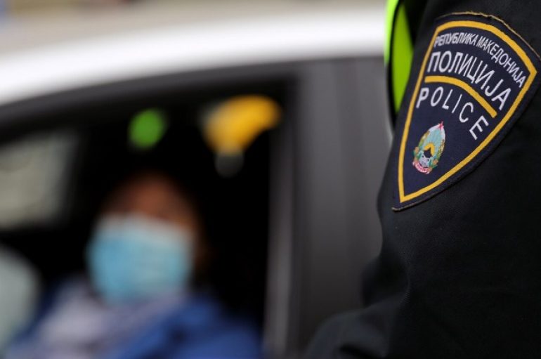 Gjuha shqipe edhe në uniformat e policisë në Maqedoninë e Veriut