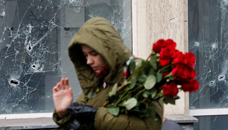 Imazhet e fundit nga Donetsk… memorial me lule