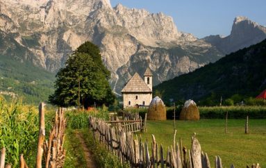 MOTI/ Erë e fortë dhe temperatura nën zero