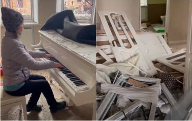 Muzikantja i jep “lamtumirën” shtëpisë së saj të bombarduar, luan në piano melodinë e preferuar
