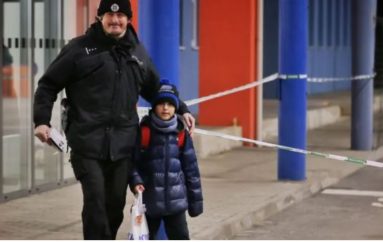 U largua nga lufta i vetëm, 11 vjeçari: Shpresa për paqe më solli këtu