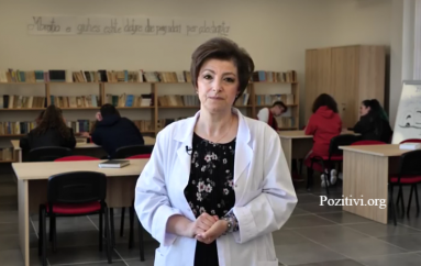 Adelina, mësuesja e librave në Krujë