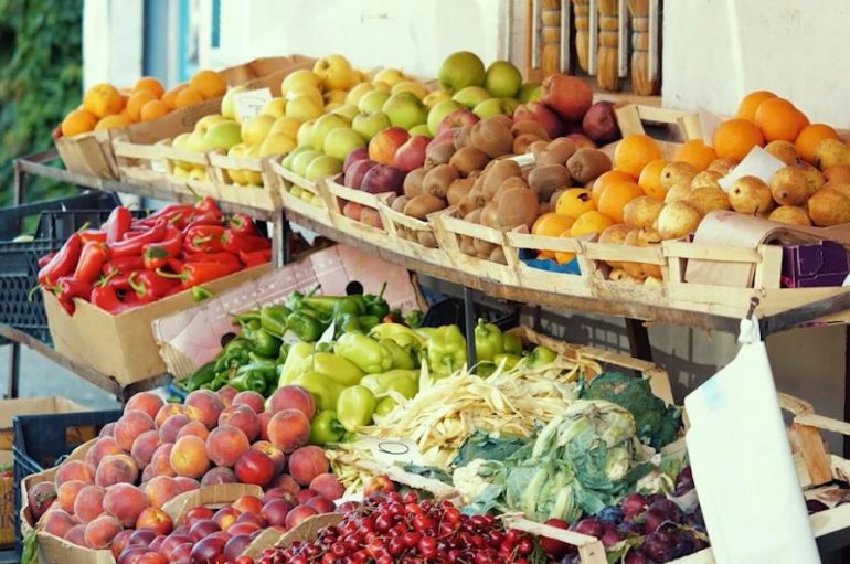 Tregtari i fruta perimeve: Ndryshimi i taksave të biznesit të vogël rrisk për mbyllje