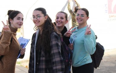 “BËHU BURRË”! THIRRJA E KOMBEVE TË BASHKUARA PËR BARAZINË GJINORE DREJTUAR TË RINJVE.