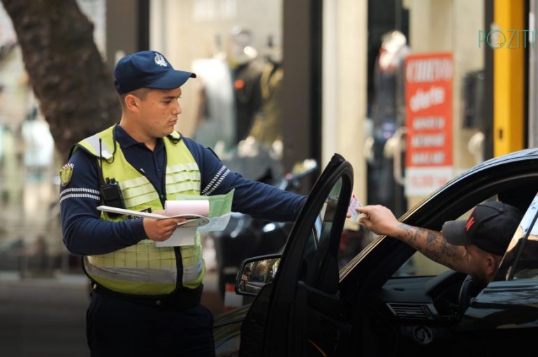 Pak parkime, shumë gjoba dhe… “big brother”, si monitorohemi me kamera në çdo lëvizje automjeti