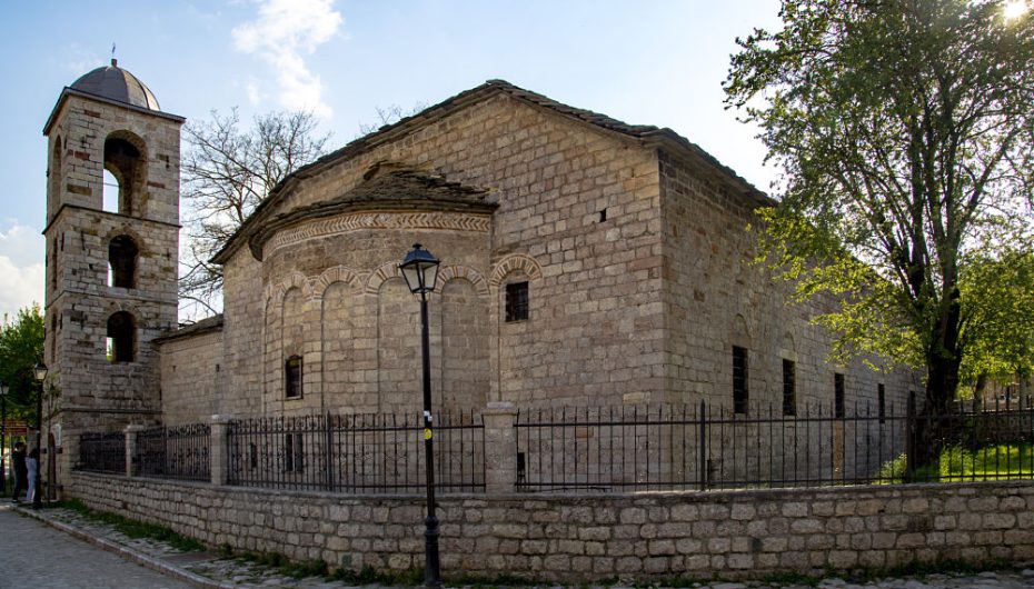 Restaurimi i Kishave të Voskopojës: Misioni për të shpëtuar afresket e shekullit të 18-të në “Parisin e Ballkanit”