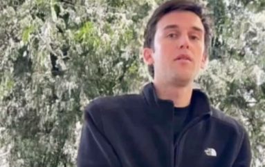 Një amerikan në Kukës. Historia e Benjamin që zgjodhi qytetin me ikjen më masive të të rinjve në Shqipëri.