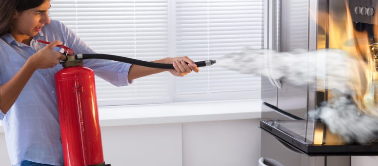 Nga 17 minuta në 3-4 Minuta: Pse shtëpitë moderne janë më të rrezikshme për zjarret dhe si mund të shpëtoni më shpejt