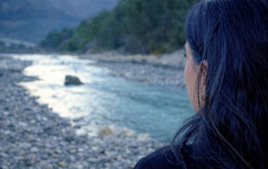 Ajo nuk donte të bëhej aktiviste. Por për 12 vite mbrojti Vjosën – dhe fitoi