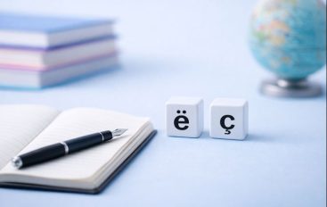 GJUHA SHQIPE KËRKON NDIHMË / Shqipja nuk po humbet fjalë — po humbet strukturë