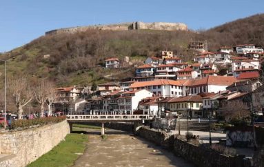 KUR BURRAT IKIN / Në Kosovë ku 4 në 5 gra zgjedhin profesionin “shtëpiake”